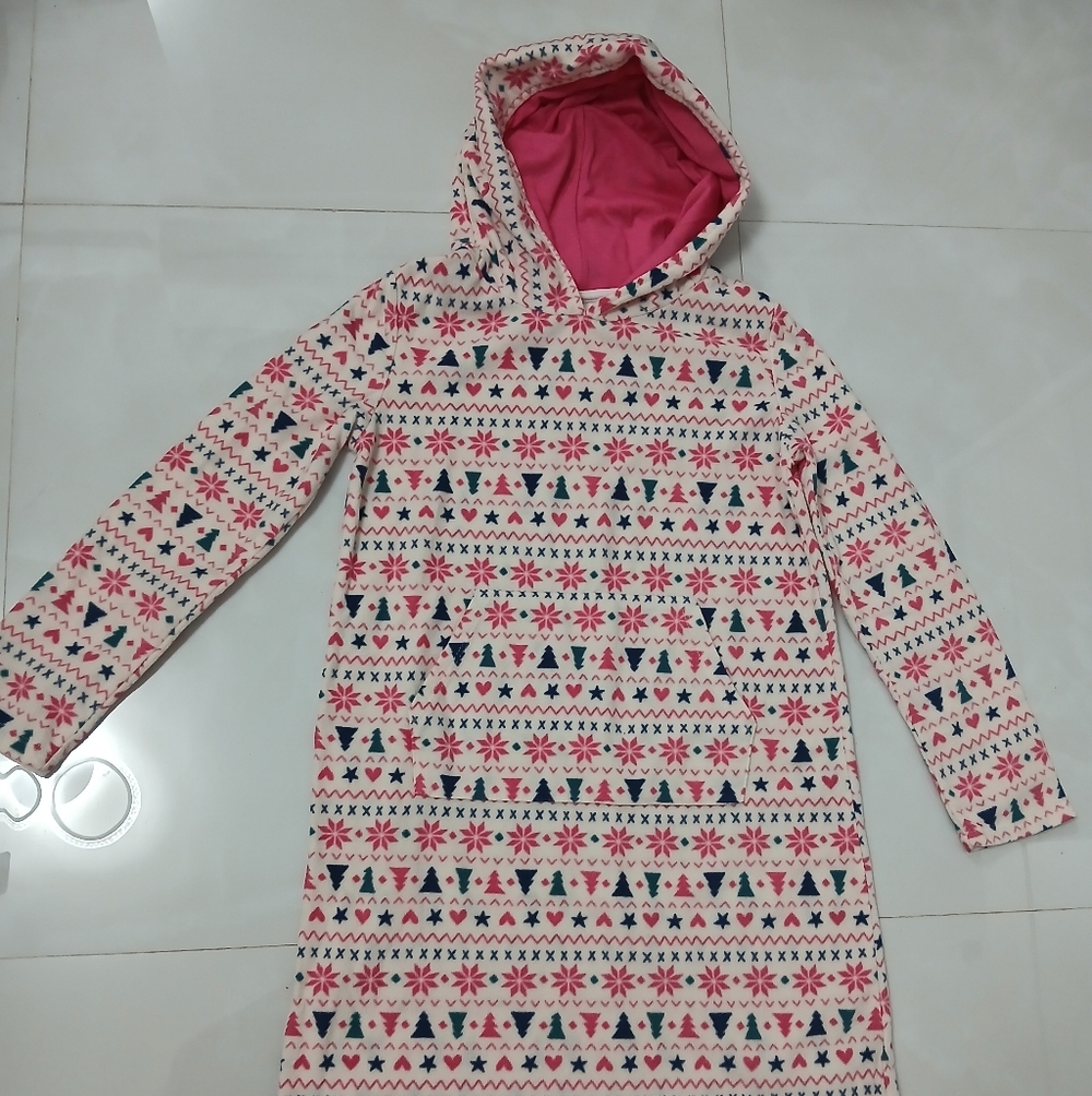 Cat & Jack Pink and Cream Hooded Blanket